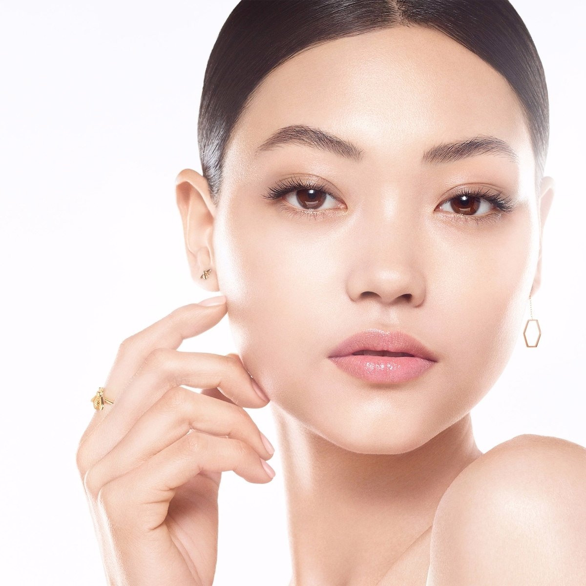 Abeille Royale Daily Repair Serum