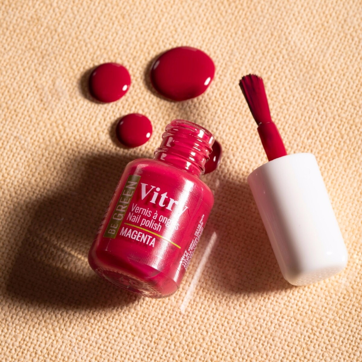 Be Green Nail polish Magenta