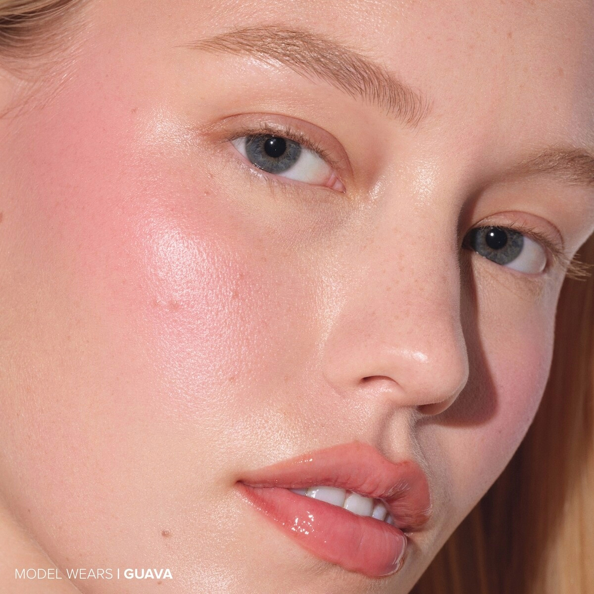 Blurring Serum Blush Blurring Serum Blush