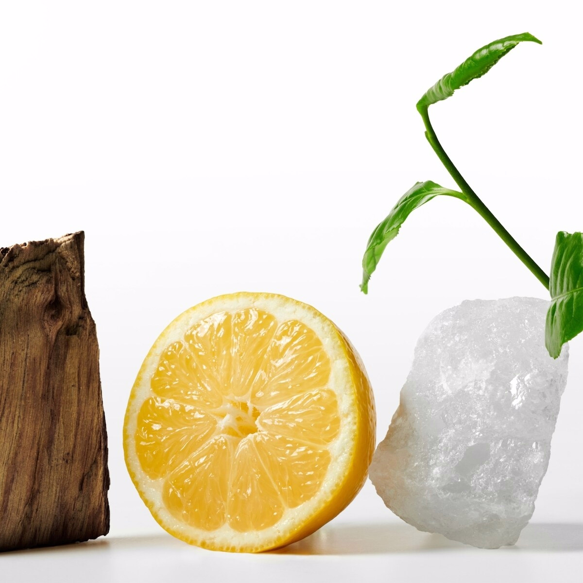 CK One Essence Parfum Intense Unisex 200ml CK One Essence Parfum Intense Unisex 200ml