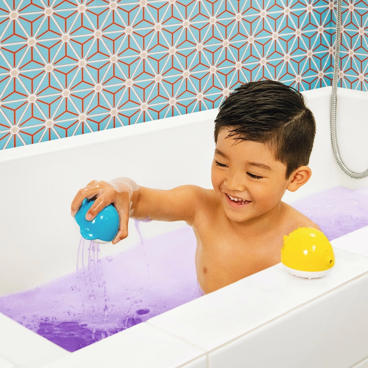 Color Buddies™ Bath Bombs & 2 Dispenser Toys