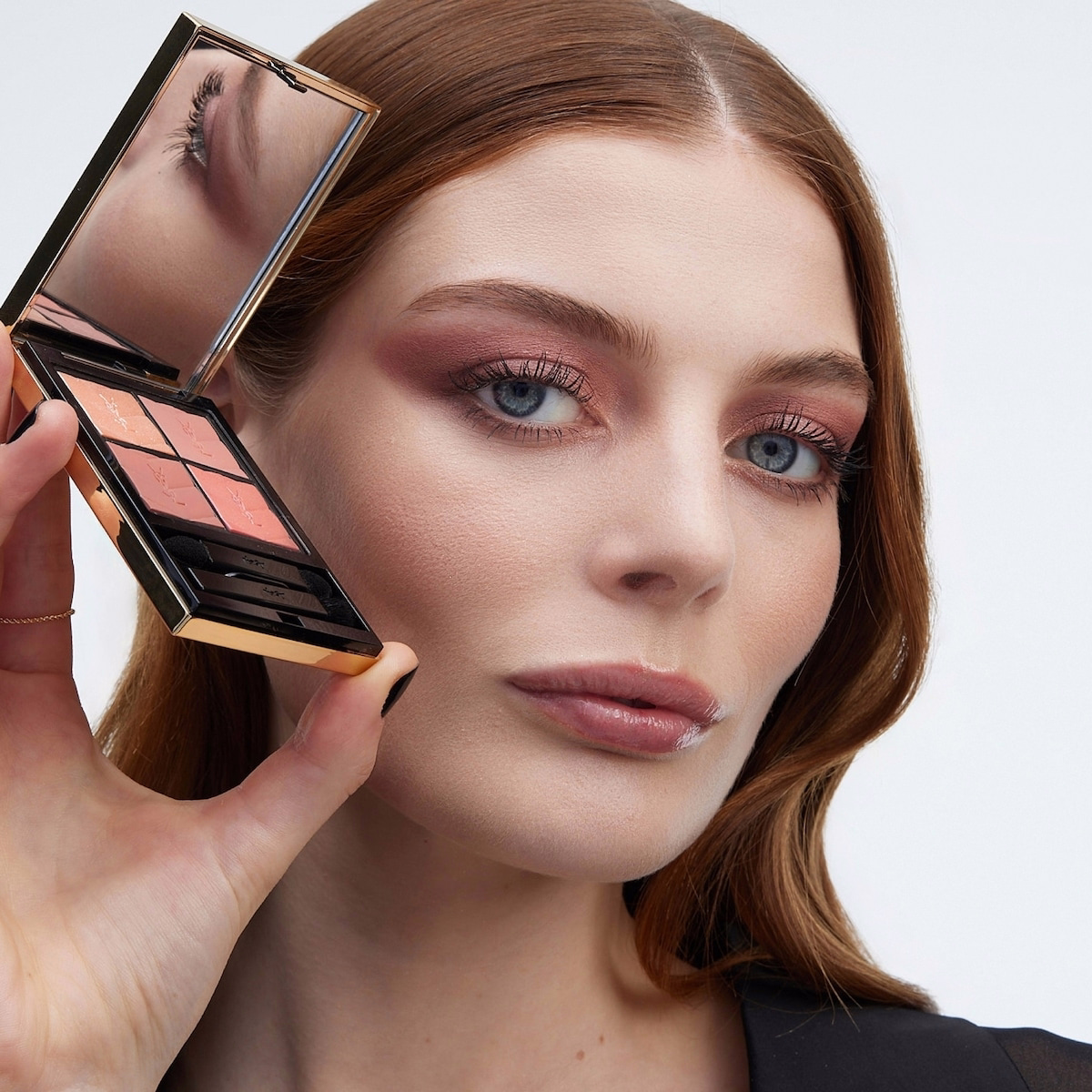 Couture Mini Clutch Eyeshadow Palette Couture Mini Clutch Eyeshadow Palette