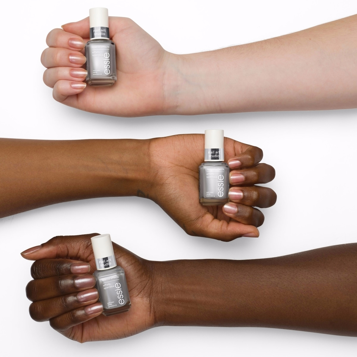 essie 네일 아트 스튜디오 스페셜 이펙트 네일 폴리시, 비건, 살롱 품질 포뮬러, 새틴 크롬 마감, 코스믹 크롬, 실버, 13.5 ml