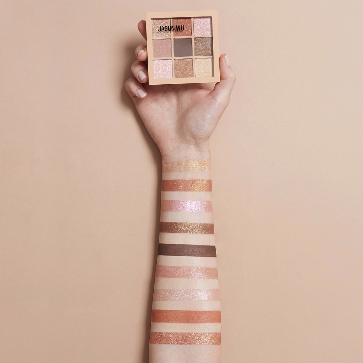 Flora 9 Color Eyeshadow Palette Flora 9 Color Eyeshadow Palette