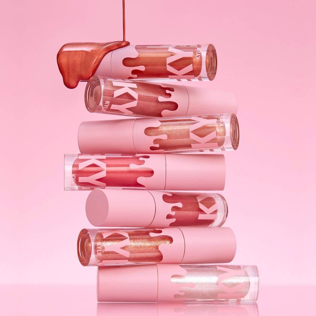 High Gloss, glossy & luminous finish, non-sticky, vegan High Gloss, glossy & luminous finish, non-sticky, vegan