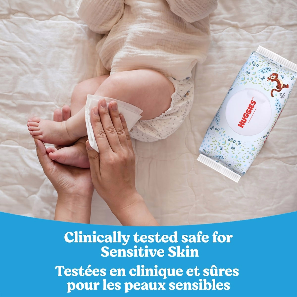 Huggies Natural Care Lingettes pour bébé rafraîchissantes et parfumées, 6 paquets à clapet Huggies Natural Care Lingettes pour bébé rafraîchissantes et parfumées, 6 paquets à clapet