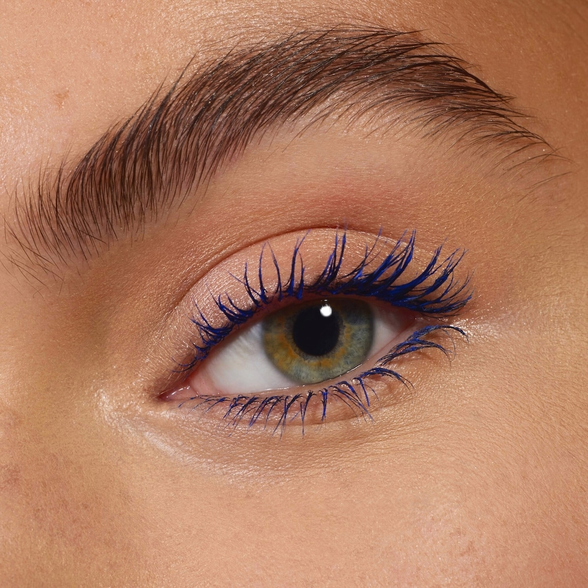 I LOVE EXTREME BLUE crazy volume mascara I LOVE EXTREME BLUE crazy volume mascara
