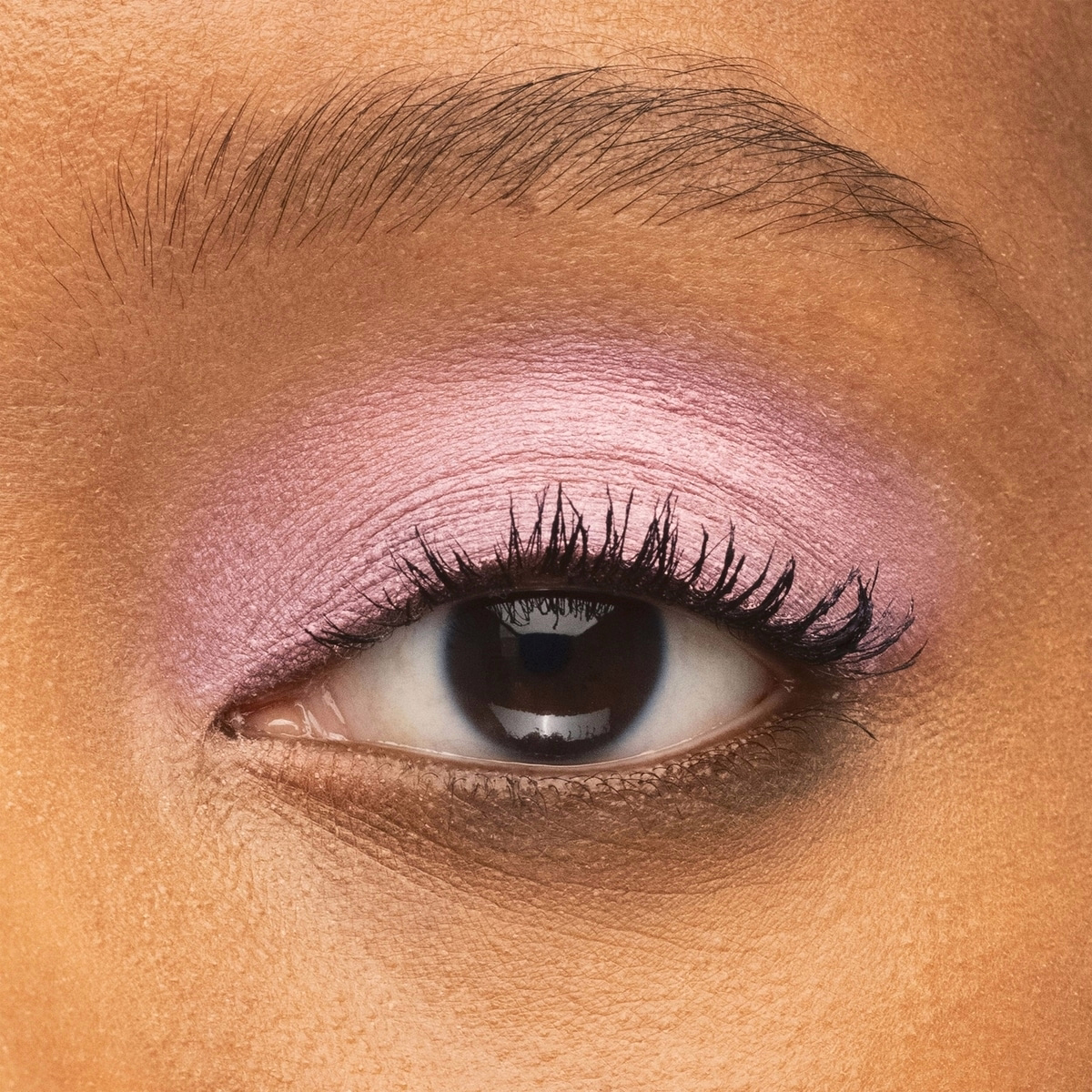 Infini Velours Matte Liquid Eyeshadow Infini Velours Matte Liquid Eyeshadow