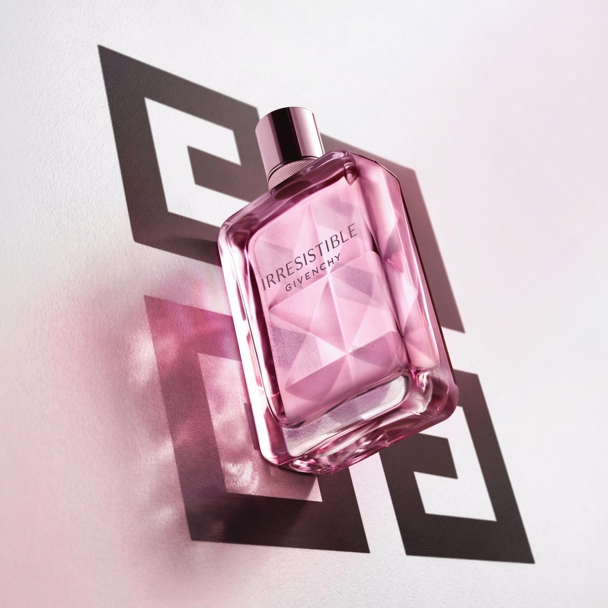 Irresistible Very Floral Eau De Parfum Irresistible Very Floral Eau De Parfum