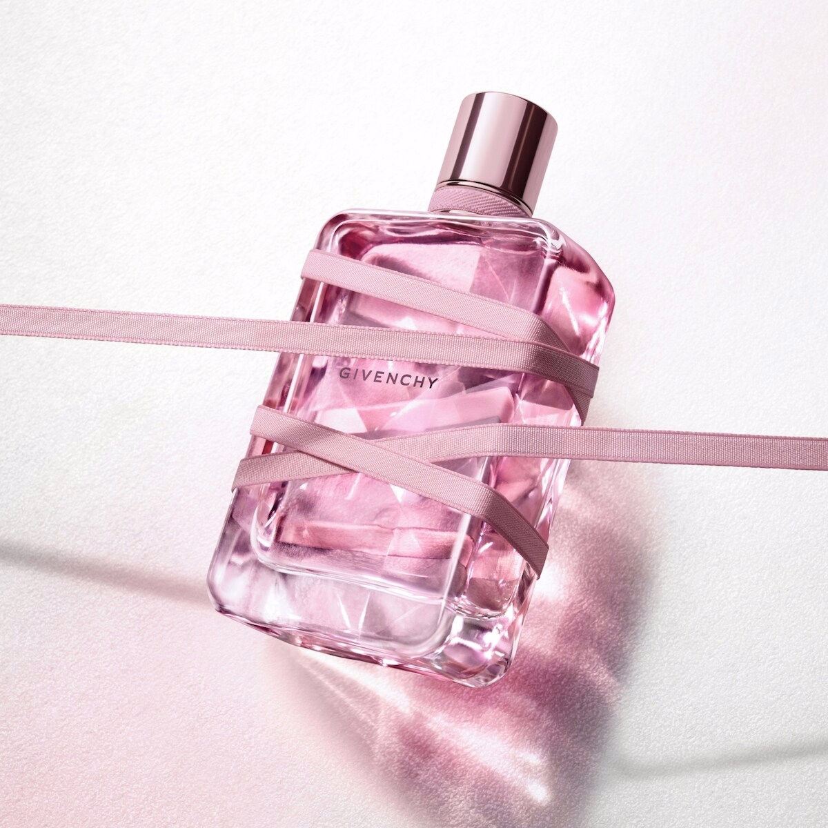 Irresistible Very Floral Eau De Parfum Irresistible Very Floral Eau De Parfum