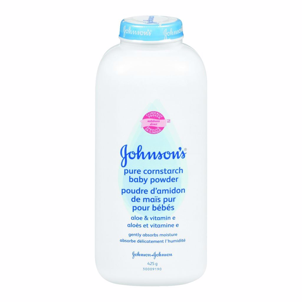 Johnson's Baby Powder, 천연 유래 옥수수 전분과 알로에 및 비타민 E로 만든 파우더, 피부에 진정 효과와 편안함 - 15.0 Oz