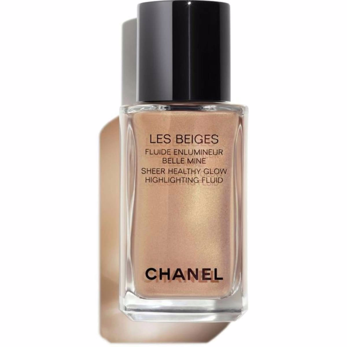 CHANEL Les Beiges ヘルシーグロー 透け感ハイライティング フルード — 顔と体を輝かせる透け感ハイライター。