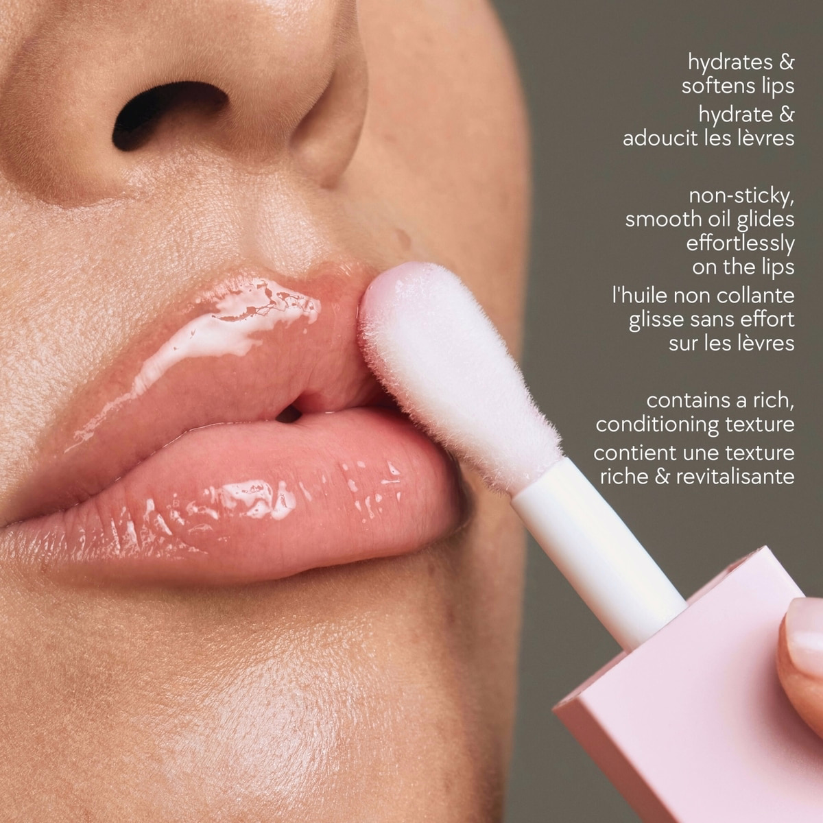 Lip Oil with Coconut Oil, hydrates, smoothes lips, natural plump effect Lip Oil with Coconut Oil, hydrates, smoothes lips, natural plump effect