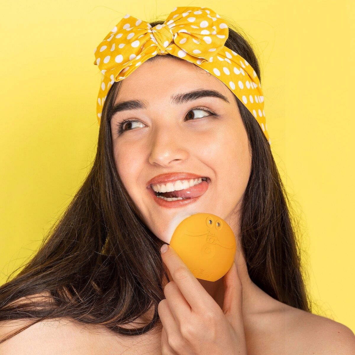 LUNA™ 4 play smart Facial Cleansing Brush in Lemon Squeezy LUNA™ 4 play smart Facial Cleansing Brush in Lemon Squeezy