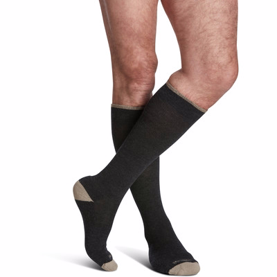 Merino Outdoor 421cl12 15-20mmhg Closed Toe, Calf Socks - Charcoal, Large Merino Outdoor 421cl12 15-20mmhg Closed Toe, Calf Socks - Charcoal, Large