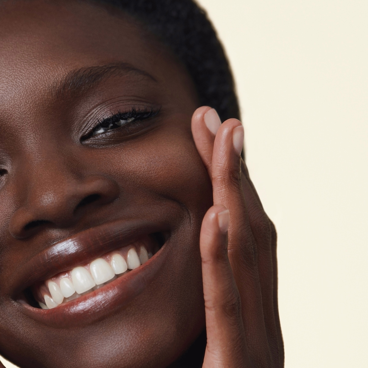 비타민과 대나무 추출물이 함유된 오일 프리 매트 모이스처라이저