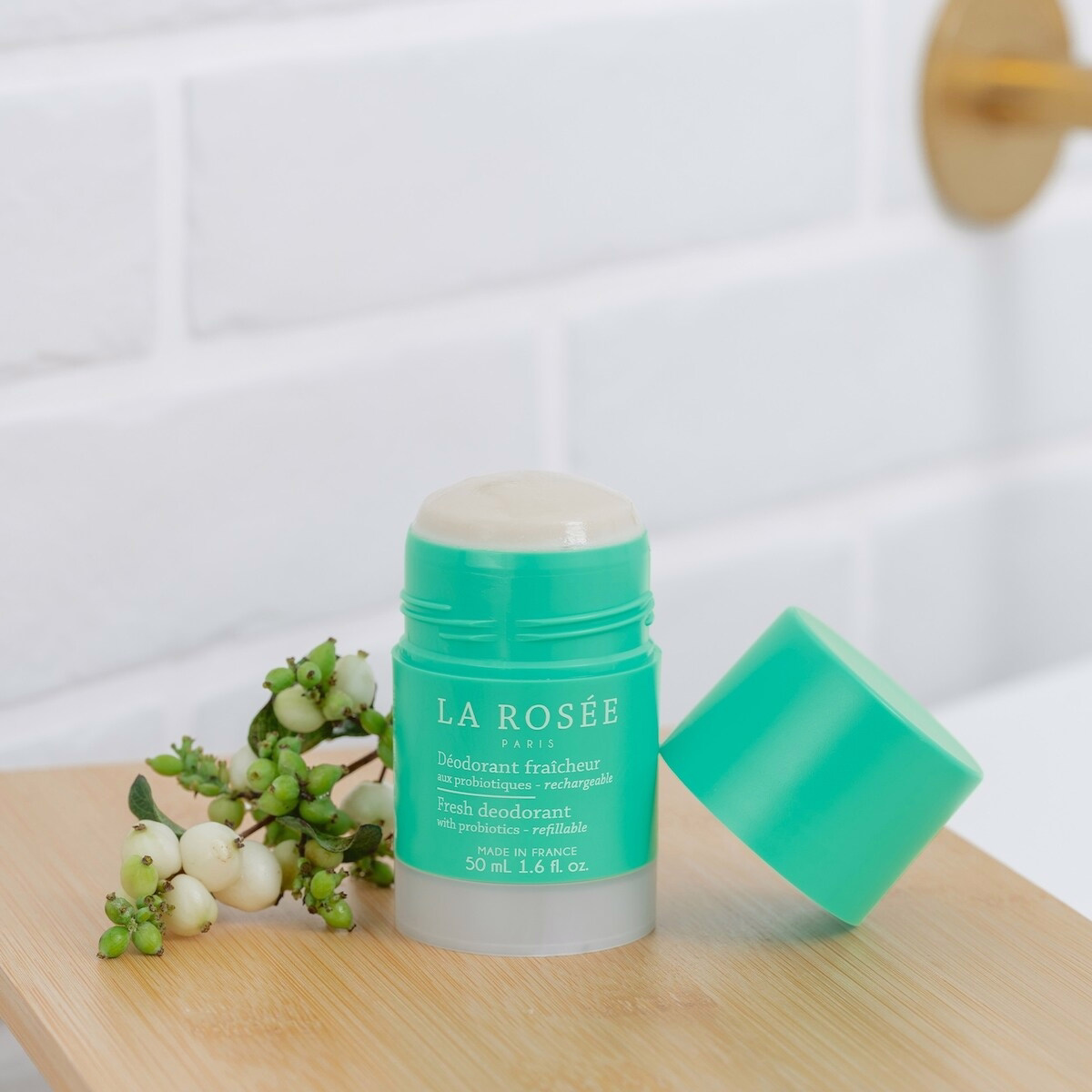 Refillable fresh deodorant with probiotics Refillable fresh deodorant with probiotics