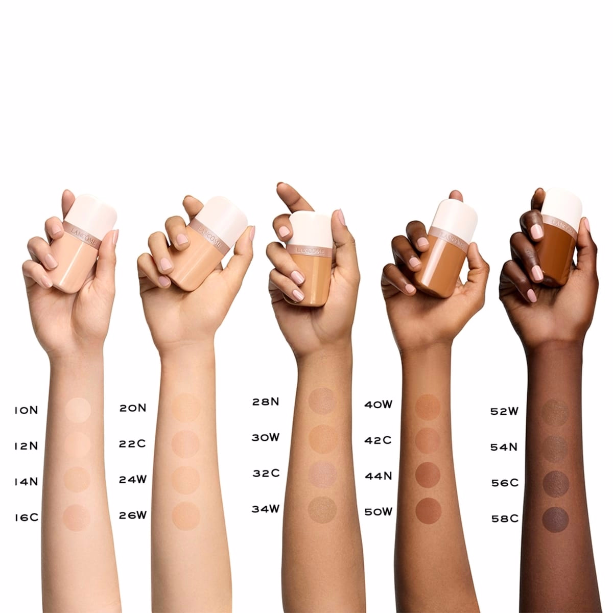 Skin Idôle 3 Serum Supertint avec Finition lumineuse Skin Idôle 3 Serum Supertint avec Finition lumineuse