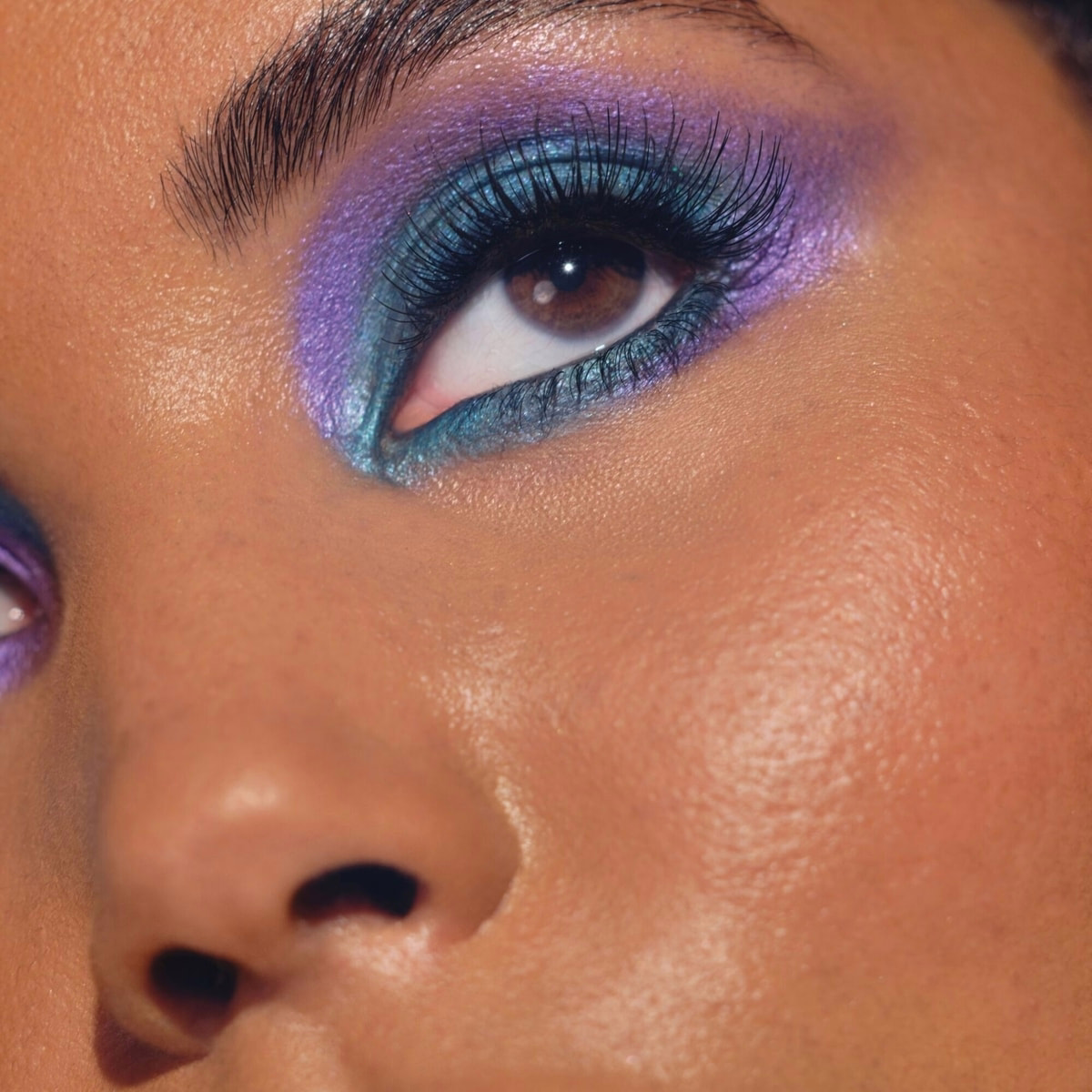 Skylimit Extreme Length Mascara Blackest Black enriched with carnauba wax