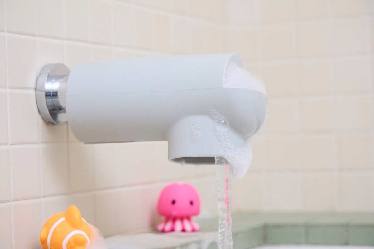 Soft Spot™ Silicone Spout Guard