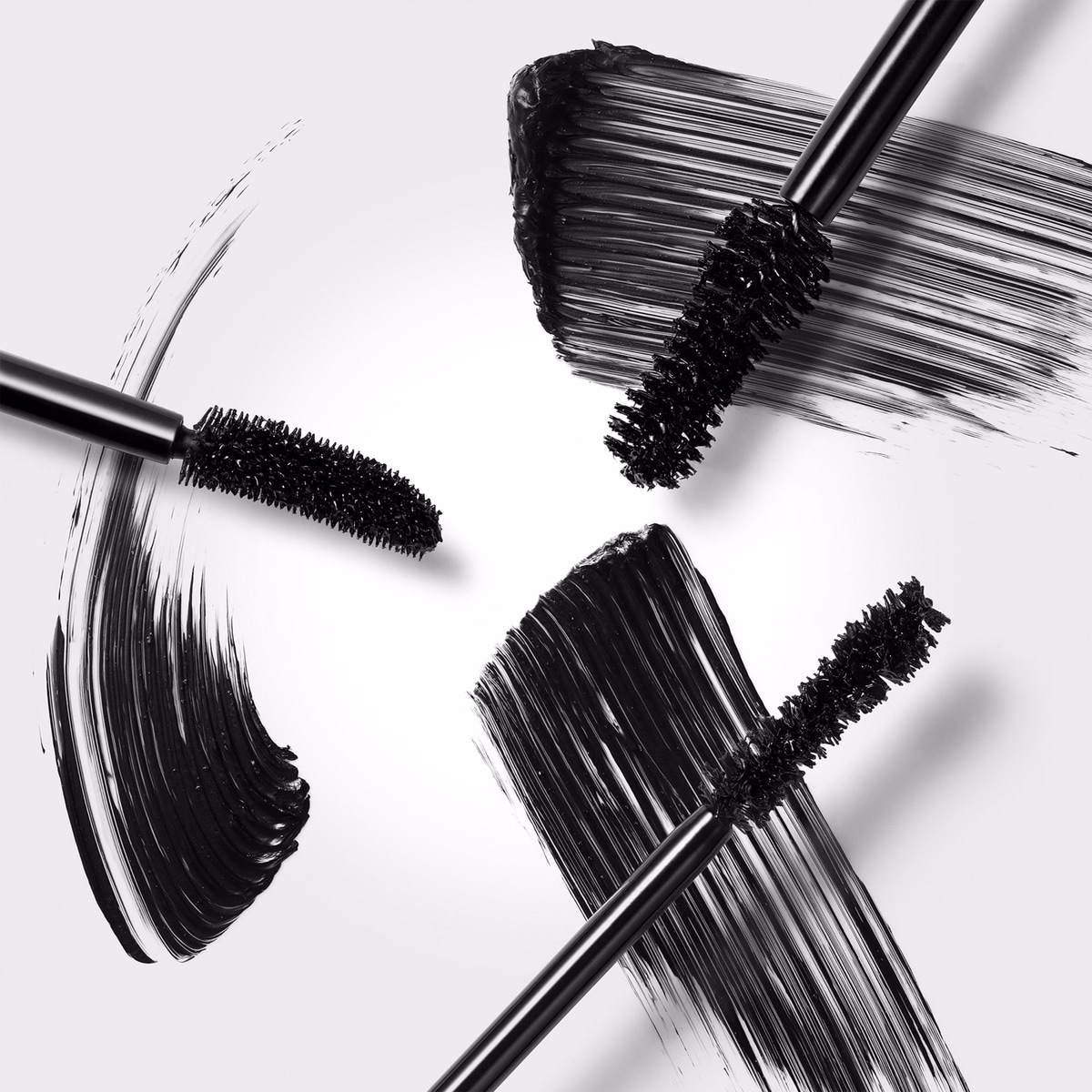 Stila Made-U-Lash ロング＆ディファイン チュービング式マスカラ - トラベルサイズ